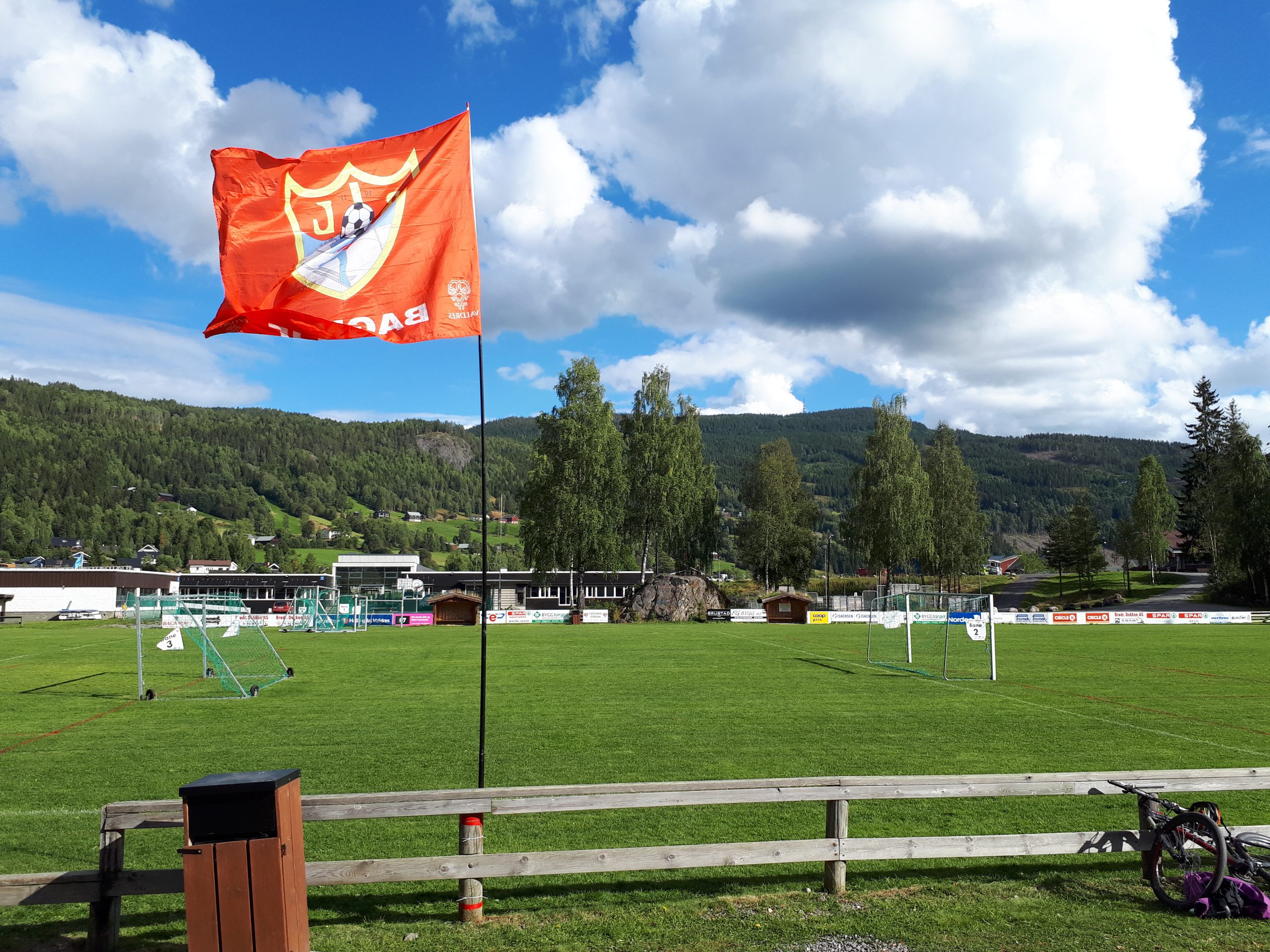 DUGNAD på Fossvang
